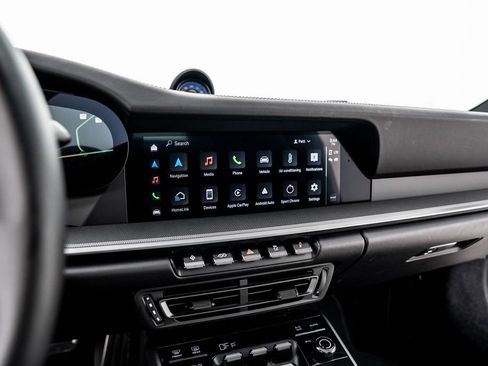 Used 2024 Porsche 911 Carrera w/ Premium Package image 42