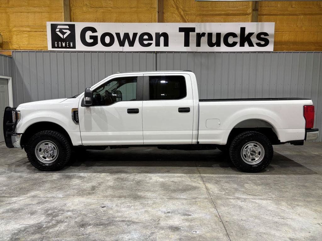 Used 2020 Ford F250 XL w/ Power Equipment Group AWD/4WD image 2