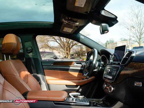 Used 2017 Mercedes-Benz GLE 43 AMG 4MATIC Coupe w/ Parking Assist Package image 34