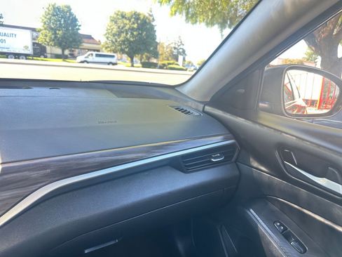 Used 2024 Nissan Altima 2.5 SV image 35