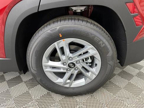 New 2026 Hyundai Tucson SE image 19