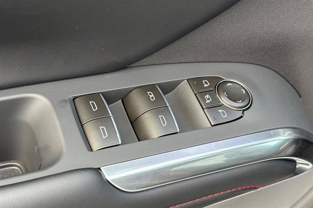 New 2027 Chevrolet Traverse RS AWD/4WD image 12