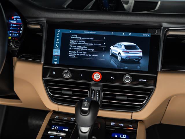 Used 2026 Porsche Macan AWD/4WD image 26