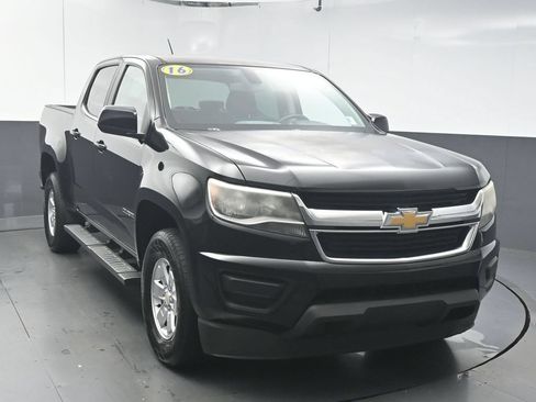 Used 2016 Chevrolet Colorado W/T w/ WT Convenience Package RWD image 2