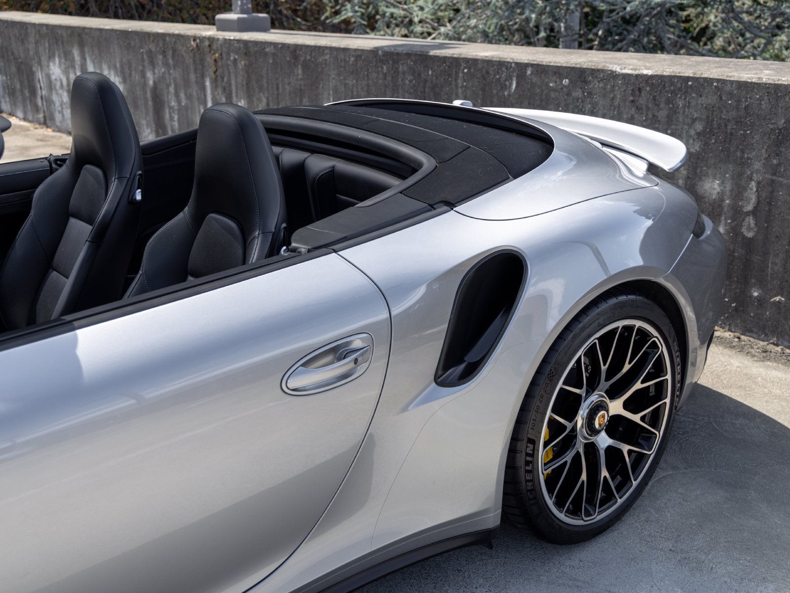 Used 2015 Porsche 911 Turbo S AWD/4WD image 18