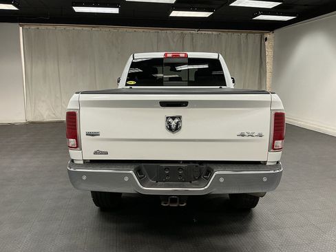 Used 2017 RAM 2500 Laramie AWD/4WD image 4