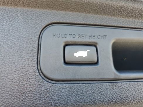 Used 2023 Honda Odyssey Elite image 10