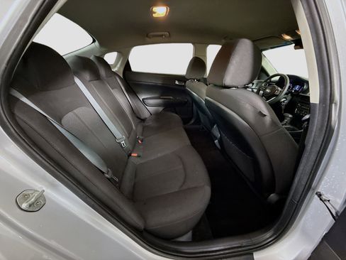 Used 2019 Kia Optima LX image 26