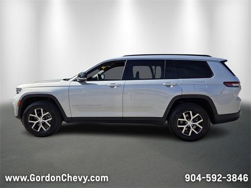 Used 2024 Jeep Grand Cherokee L Limited w/ Luxury Tech Group II image 2