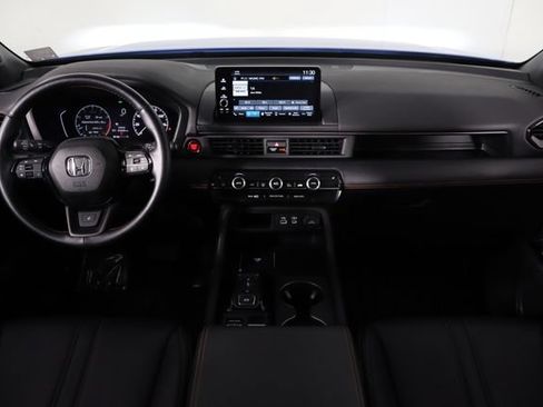Used 2025 Honda Pilot TrailSport image 13