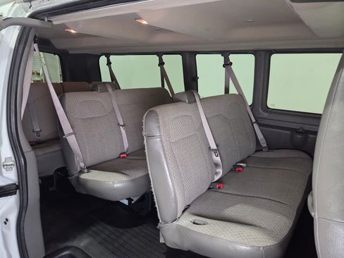 Used 2023 Chevrolet Express 3500 LS RWD image 19