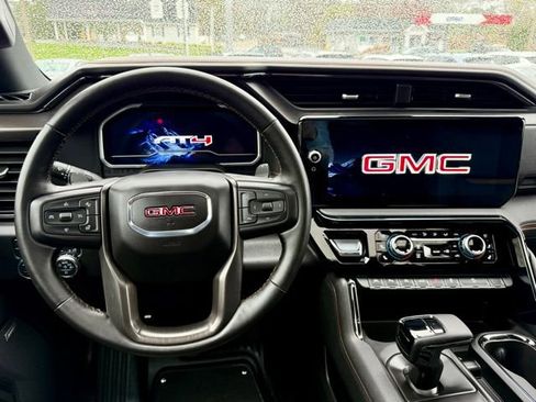 Used 2024 GMC Sierra 1500 AT4 w/ Technology Package image 23
