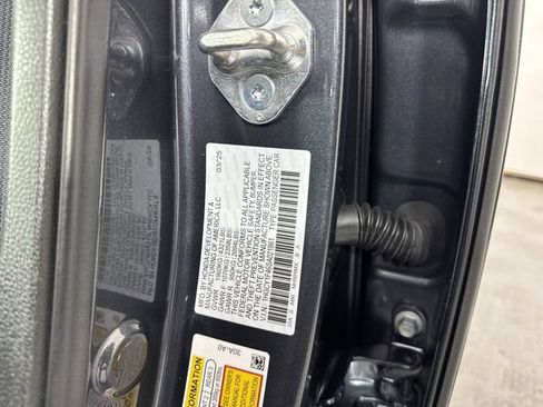 Certified 2025 Honda Accord SE image 38
