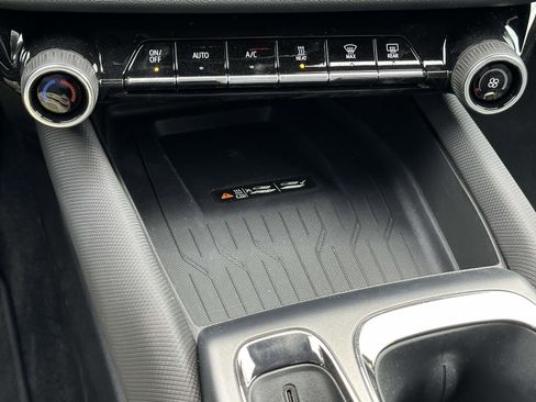 New 2026 Chevrolet Equinox EV RS image 12