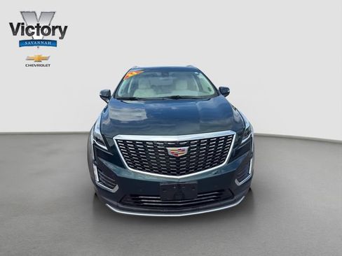 Used 2024 Cadillac XT5 Premium Luxury AWD/4WD image 2