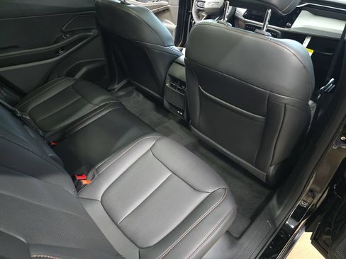New 2026 Jeep Cherokee Limited AWD/4WD image 12