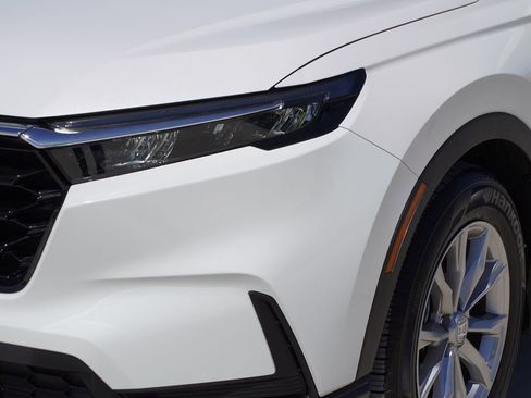 Used 2024 Honda CR-V EX image 2