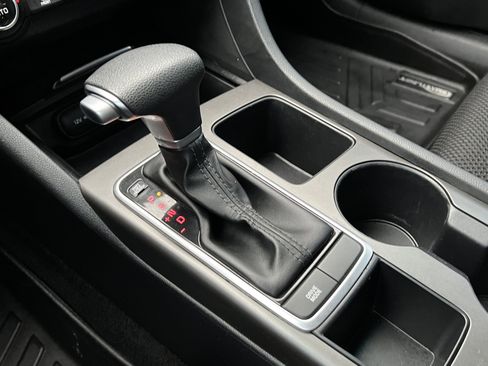 Used 2019 Kia Optima S image 31