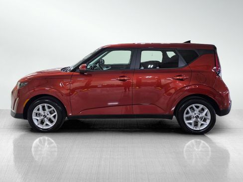 Used 2023 Kia Soul LX w/ Option Group 015 image 4