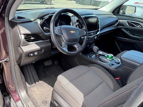 Used 2021 Chevrolet Traverse LT FWD image 7