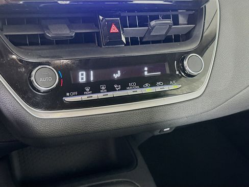 Used 2024 Toyota Corolla LE image 22