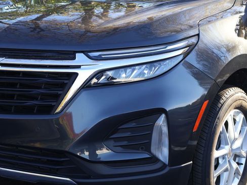 Certified 2022 Chevrolet Equinox LT image 3