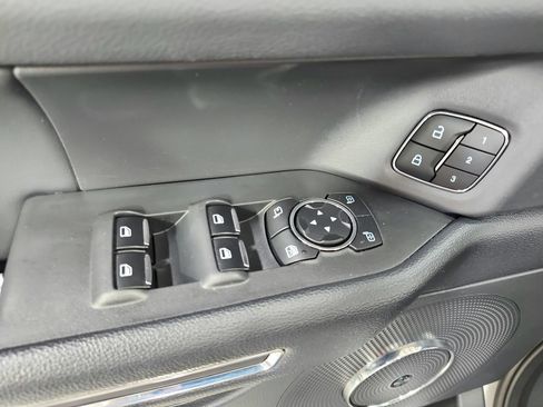 Used 2024 Ford Expedition Limited RWD image 40