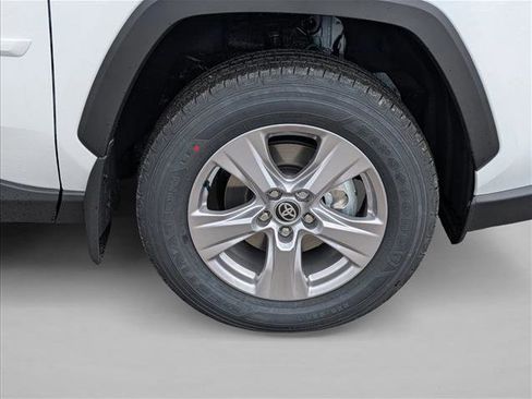 New 2025 Toyota RAV4 XLE image 5