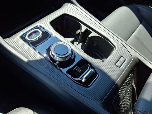 New 2026 Jeep Cherokee Limited image 10