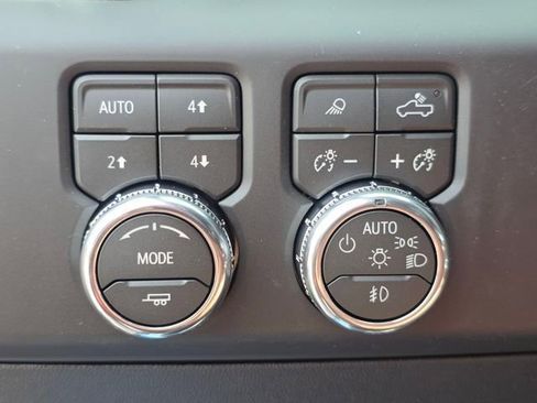 New 2026 GMC Sierra 3500 Denali Ultimate AWD/4WD image 31