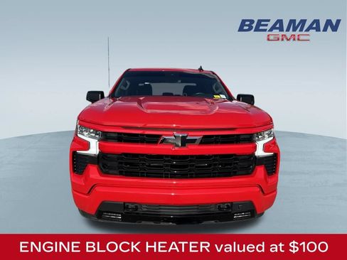 Used 2023 Chevrolet Silverado 1500 RST AWD/4WD image 2