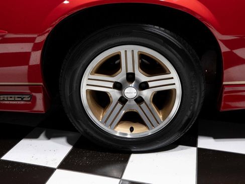 Used 1989 Chevrolet Camaro IROC-Z image 34