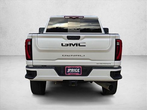 Used 2024 GMC Sierra 2500 Denali Ultimate AWD/4WD image 7