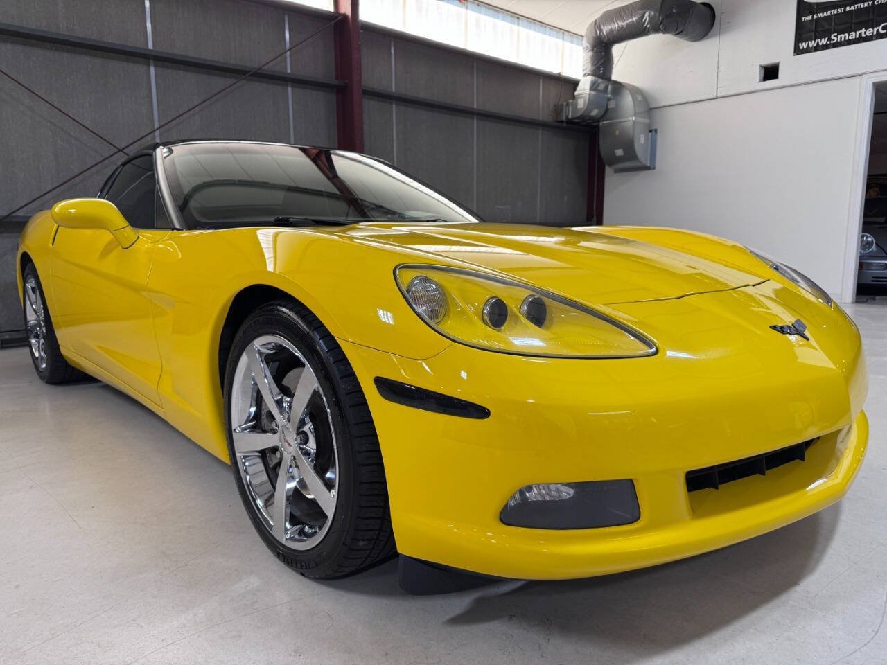 Used 2008 Chevrolet Corvette Coupe w/ Preferred Equipment Group RWD image 17