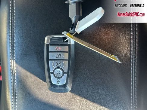 Used 2023 Ford Explorer XLT w/ Equipment Group 202A image 39