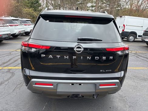 New 2026 Nissan Pathfinder SL w/ SL Premium Package AWD/4WD image 6