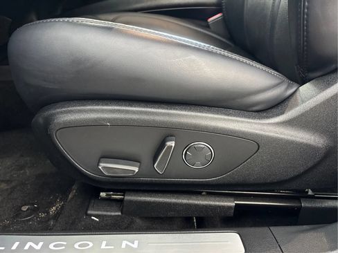 Used 2018 Lincoln MKZ Reserve w/ Technology Package AWD/4WD image 24
