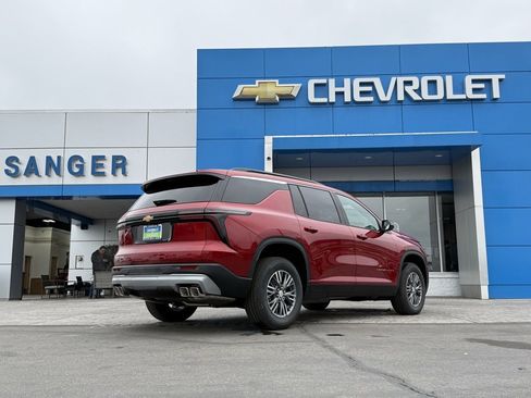 New 2026 Chevrolet Traverse LT w/ Driver Confidence Package image 8