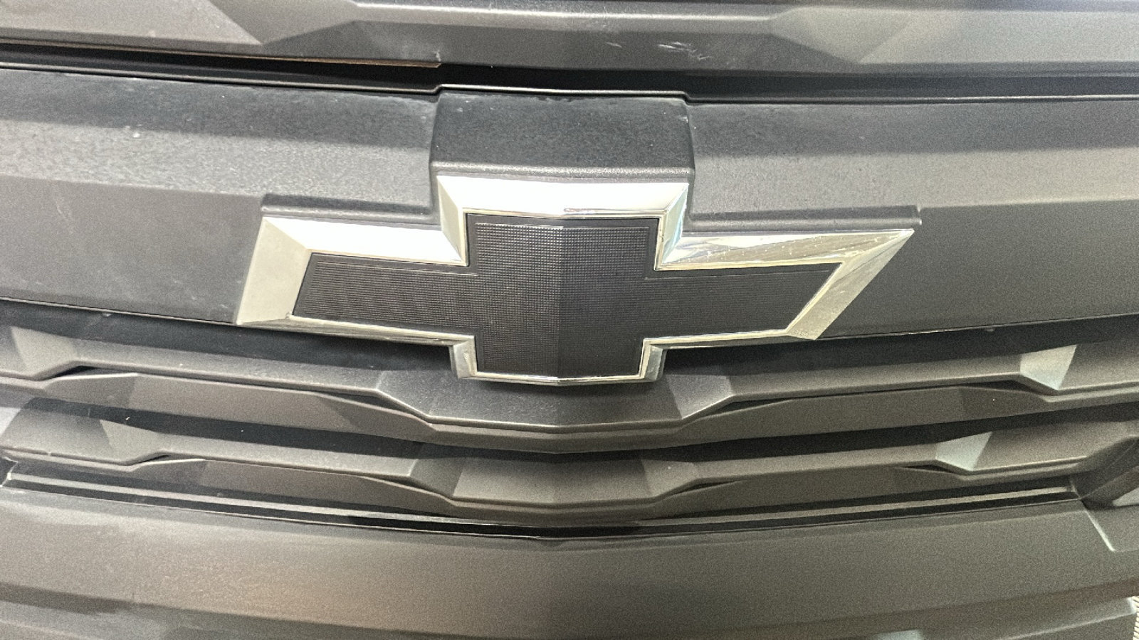 Used 2023 Chevrolet Colorado W/T w/ LPO, Pro Essentials Package AWD/4WD image 9
