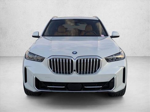 New 2026 BMW X5 xDrive50e w/ Executive Package image 6
