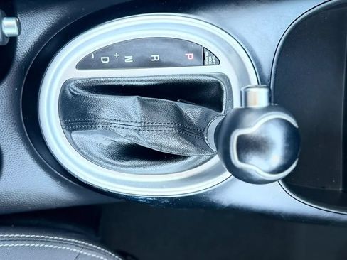 Used 2015 Kia Soul FWD image 24