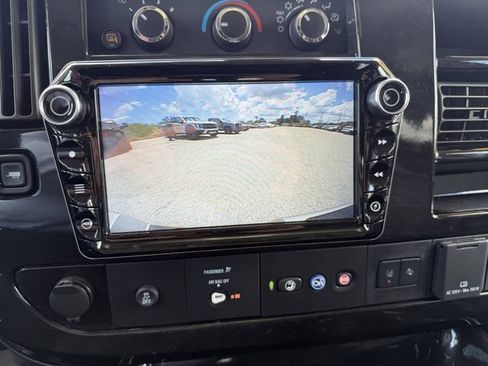 Used 2021 Chevrolet Express 2500 RWD image 29