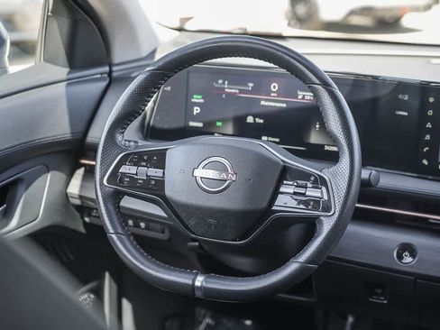 Used 2023 Nissan Ariya FWD image 15