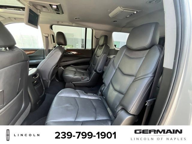 Used 2016 Cadillac Escalade ESV Luxury AWD/4WD image 17