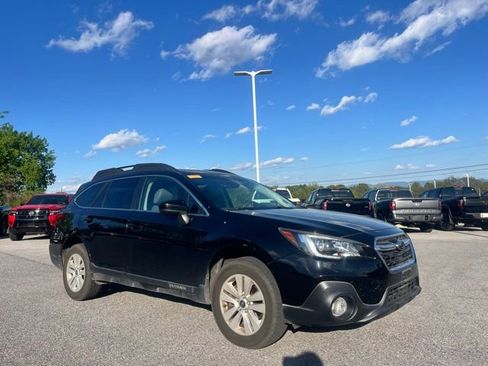 Used 2018 Subaru Outback 2.5i Premium image 1
