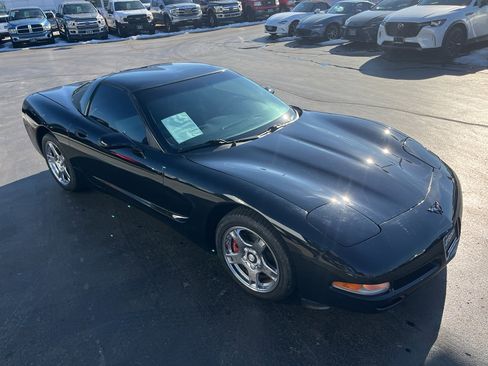 Used 1998 Chevrolet Corvette Coupe w/ Memory Pkg image 5
