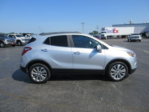Certified 2017 Buick Encore Preferred FWD image 5