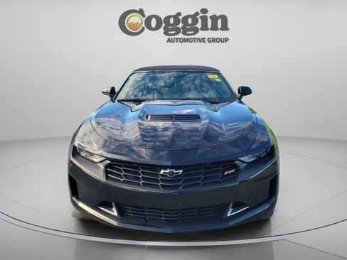 Used 2022 Chevrolet Camaro LT w/ RS Package RWD image 7