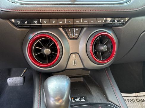Used 2020 Chevrolet Blazer RS image 19
