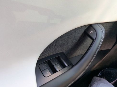 Used 2023 Tesla Model X image 20